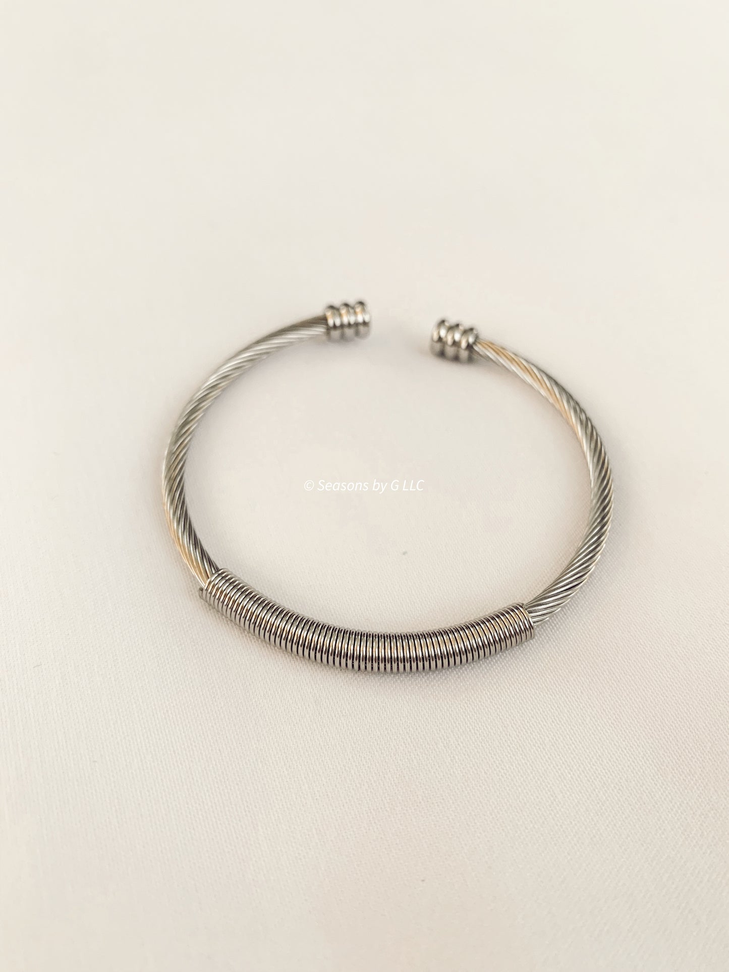 Ona Bangle