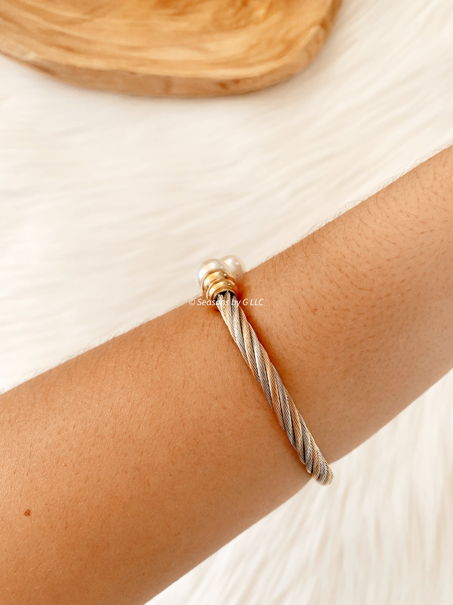 Dara Bangle Silver & Gold