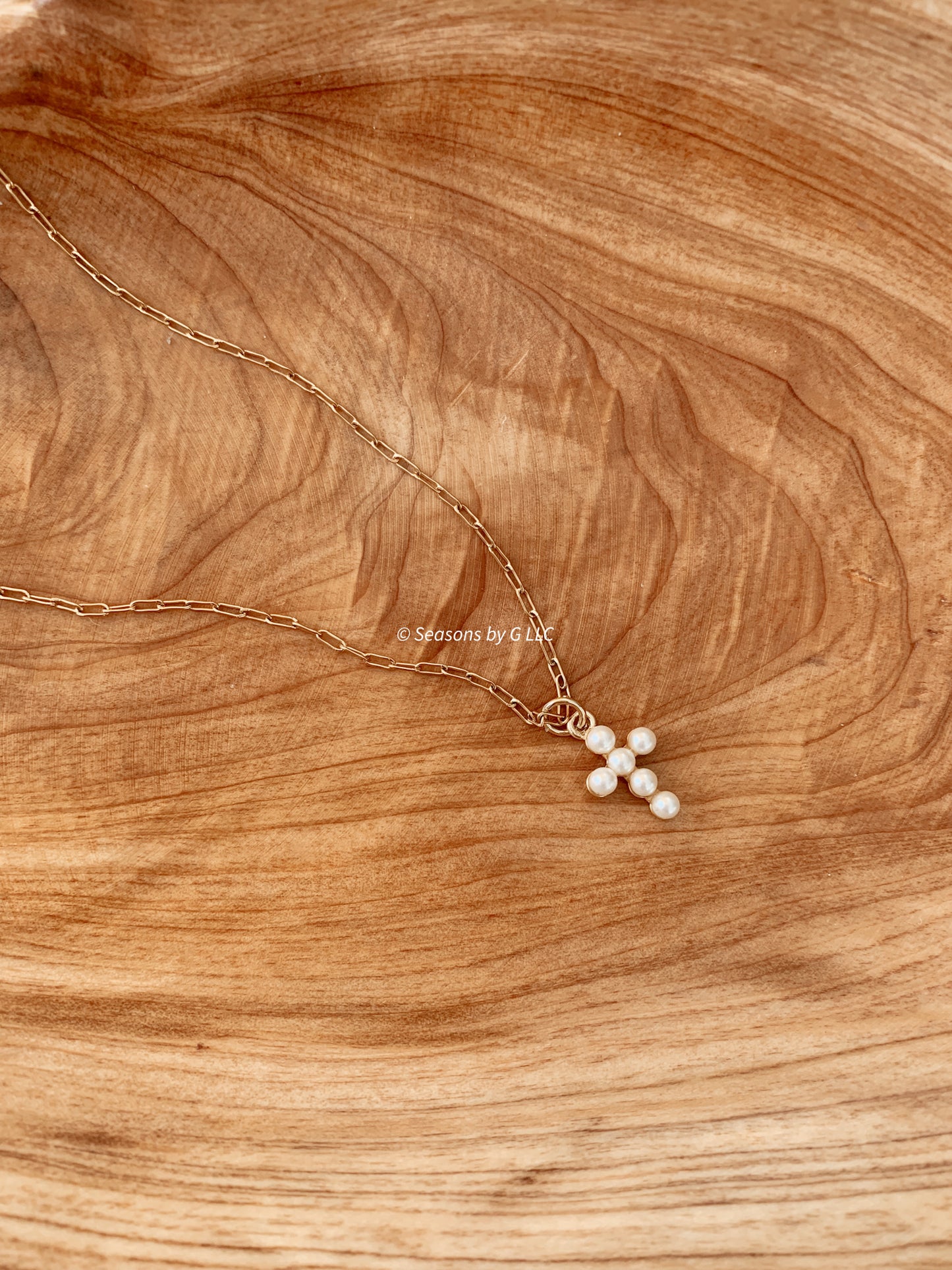 Pearl Cross Chain