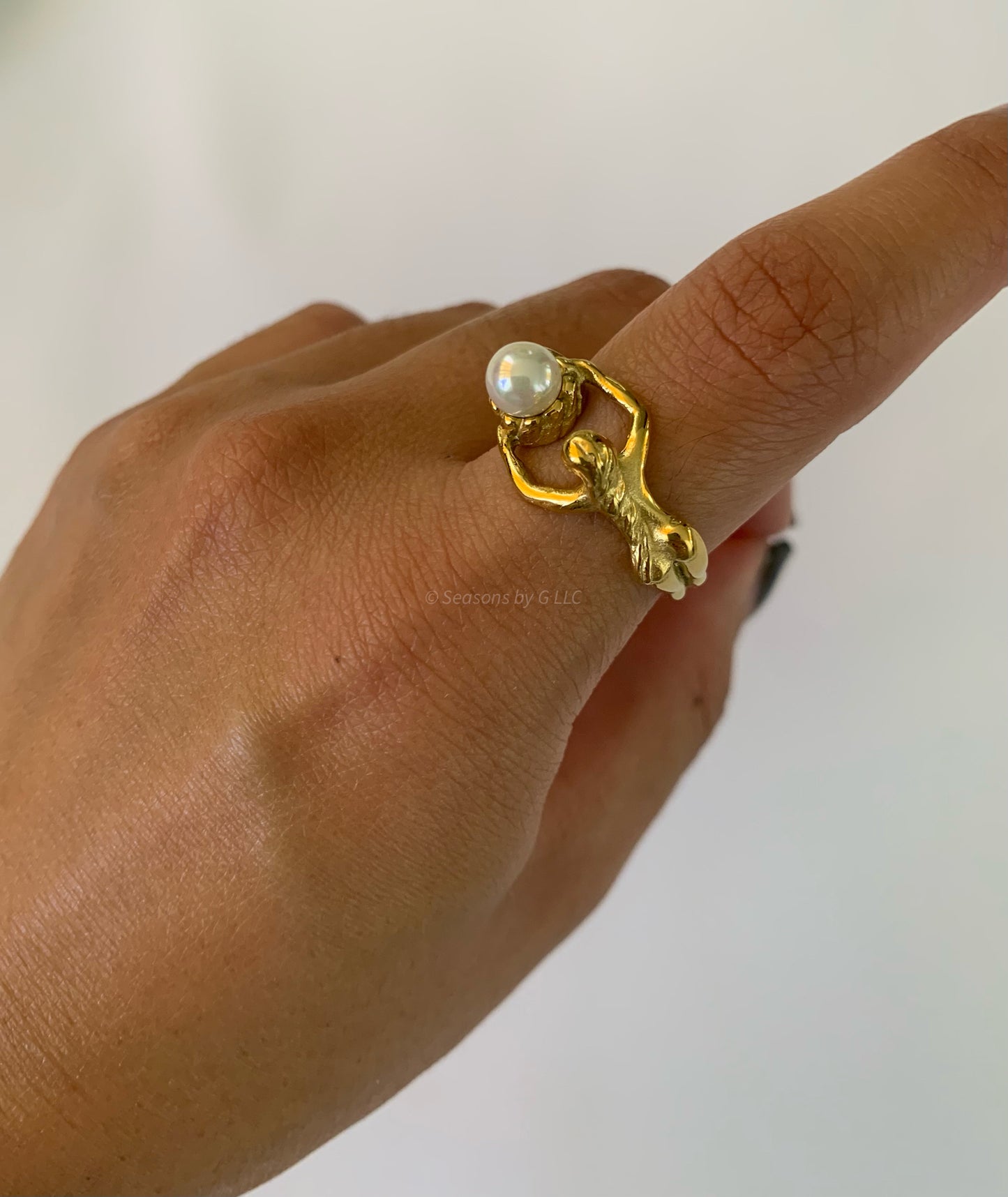 Mermaid & Pearl Ring